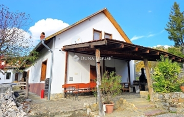 Eladó családi ház