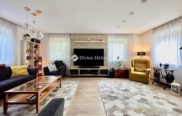 Eladó családi ház