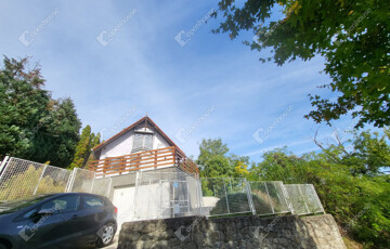 Eladó családi ház