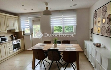 Eladó lakás