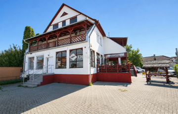 Eladó családi ház
