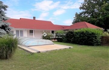 Eladó családi ház