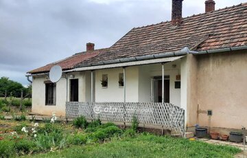 Eladó családi ház