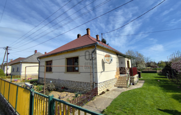 Eladó családi ház