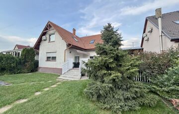 Eladó családi ház