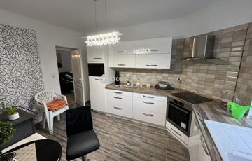 Eladó családi ház