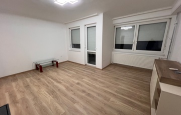 Kiadó családi ház