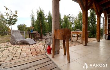 Eladó telek/földterület