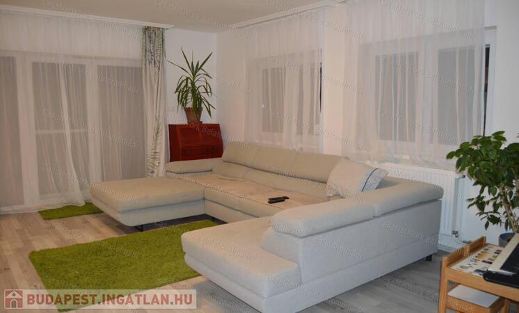 Tip-top, ideális méretű újszerű ház eladó!                                 