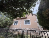 Eladó családi ház Pécs 84 990 000 Ft