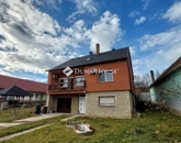 Eladó családi ház Kakasd 69 900 000 Ft