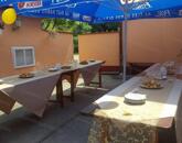 Tarnaméra központjában 166 nm-es, melegkonyhás vendéglátó üzlet eladó!