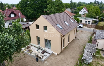 Eladó családi ház