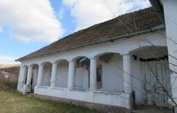 Eladó családi ház