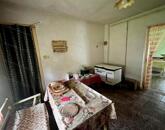 Eladó felújítandó ház Mencshelyen!