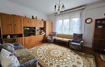 Eladó családi ház