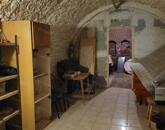 ELADÓ Vértesszőlősön közművesített lakhatásra is alkalmas présház!