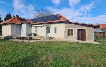 Eladó családi ház