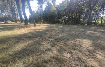 Eladó telek/földterület