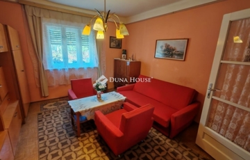 Eladó családi ház