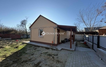 Eladó családi ház