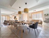 Eladó családi ház Siófok 375 000 000 Ft