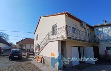 Eladó családi ház