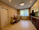 Eladó családi ház Pécs 109 000 000 Ft