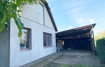 Eladó családi ház