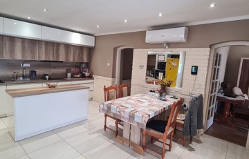 Eladó családi ház