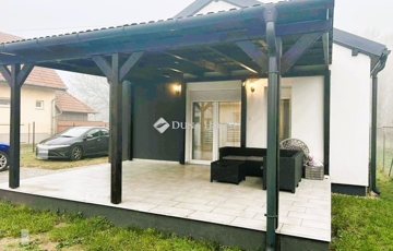 Eladó családi ház