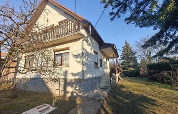 Eladó családi ház