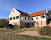 Eladó családi ház Vértessomló 149 000 000 Ft