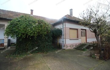 Eladó családi ház