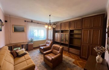 Eladó családi ház