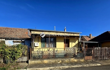 Eladó családi ház