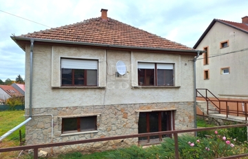 Eladó családi ház