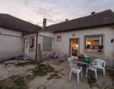 Eladó családi ház Und 38 000 000 Ft