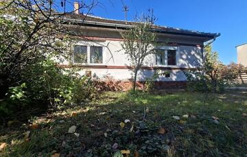 Eladó családi ház