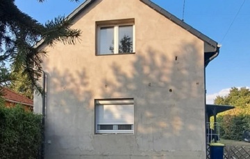 Eladó családi ház