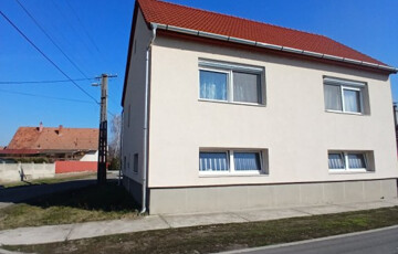 Eladó családi ház