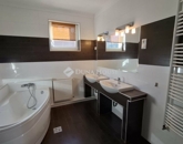 Kiadó családi ház Budapest II. ker 938 800 Ft