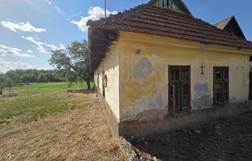 Eladó családi ház