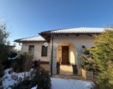 Eladó családi ház Nagytarcsa 200 000 000 Ft