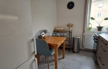 Eladó lakás
