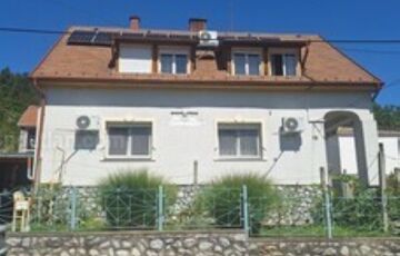 Eladó családi ház