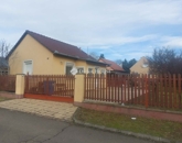 Eladó családi ház Kozármisleny 109 950 000 Ft