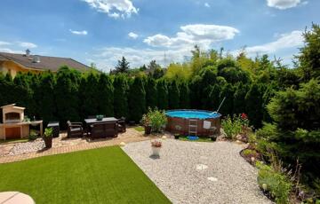 Eladó családi ház