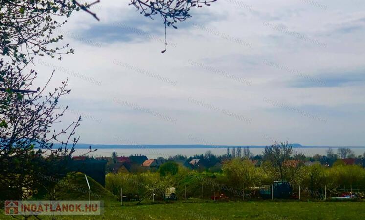 BALATONI RIVIÉRA LÁTVÁNYÁVAL