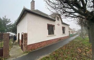 Eladó családi ház